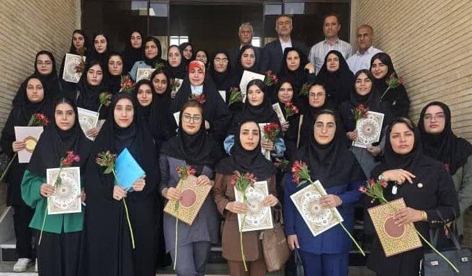 دانشجویان گناوه ایدههای خود را ارائه کنند