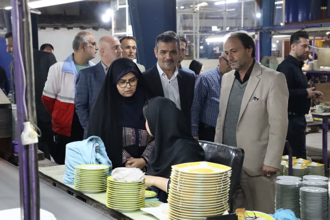 كارگران،كشور،نقش،شهرستان،تلاش،توسعه