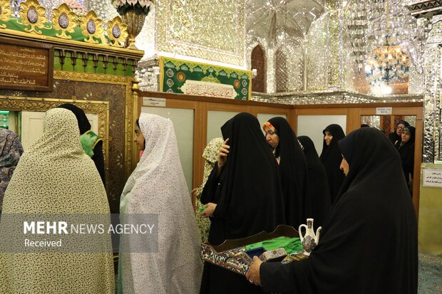 غباروبی حرم مطهر حضرت سید علی بن حمزة بن موسی الکاظم(ع)