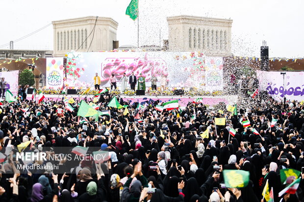جشن بزرگ محفل میلاد حضرت معصومه(س) در قم