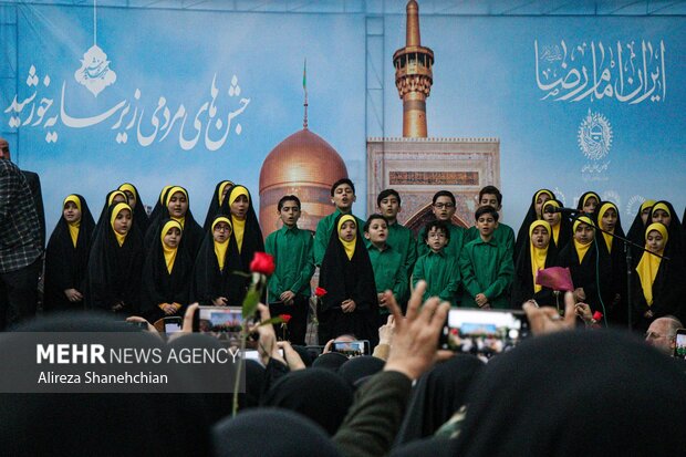 استقبال از کاروان خادمین حرم مطهر رضوی در رشت
