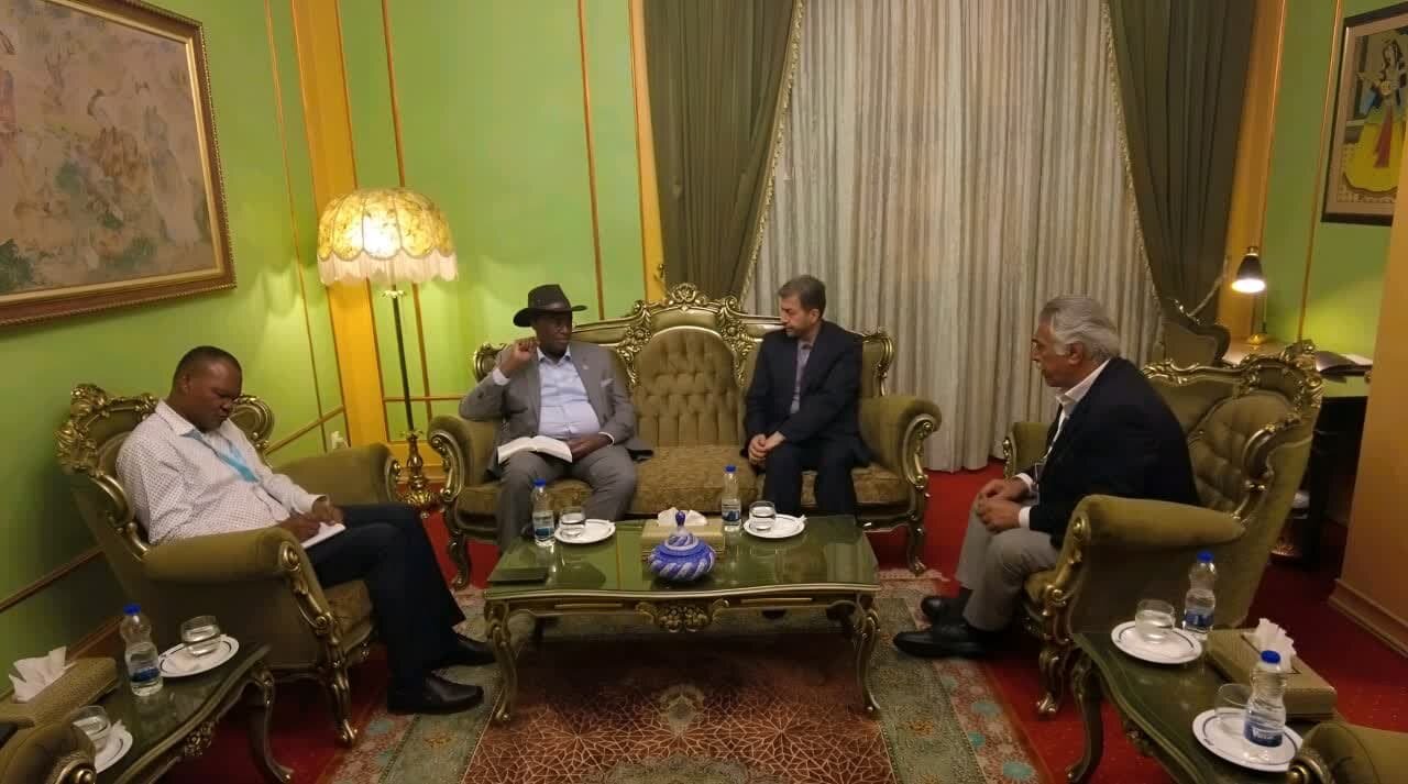 اوگاندا،كشور،اصفهان،ايران،محصولات،ظرفيت،كشاورزي،زمينه،استاند ...