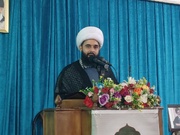 ملت‌های مسلمان باید در برابر  استعمار نوین هوشیار باشند