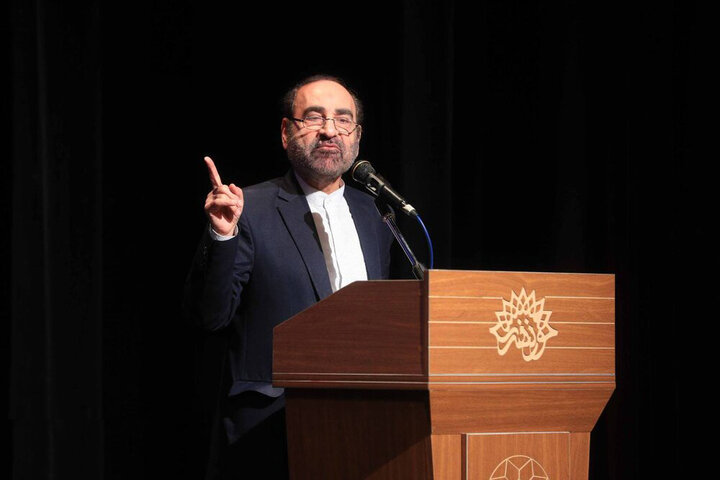 اقبال لاهوری گویی مولوی روزگار ماست؛ ایرانی‌ترین غیرایرانی