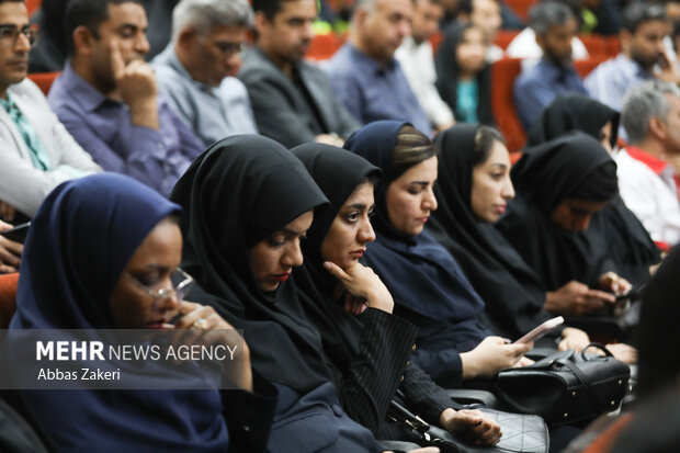 گرامیداشت روز کارگر و یادبود جانباختگان حادثه بندر شهید رجایی