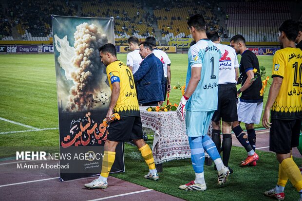 لیگ برتر فوتبال - سپاهان و گلگهر سیرجان