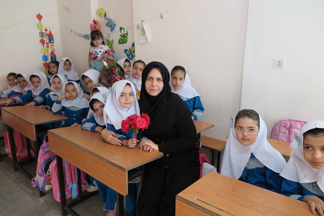 هنر،معلمي،علم،صرفاً،آسمان،بپرسيم،دوگانه،آسماني،گفتمان،تربيتي، ...