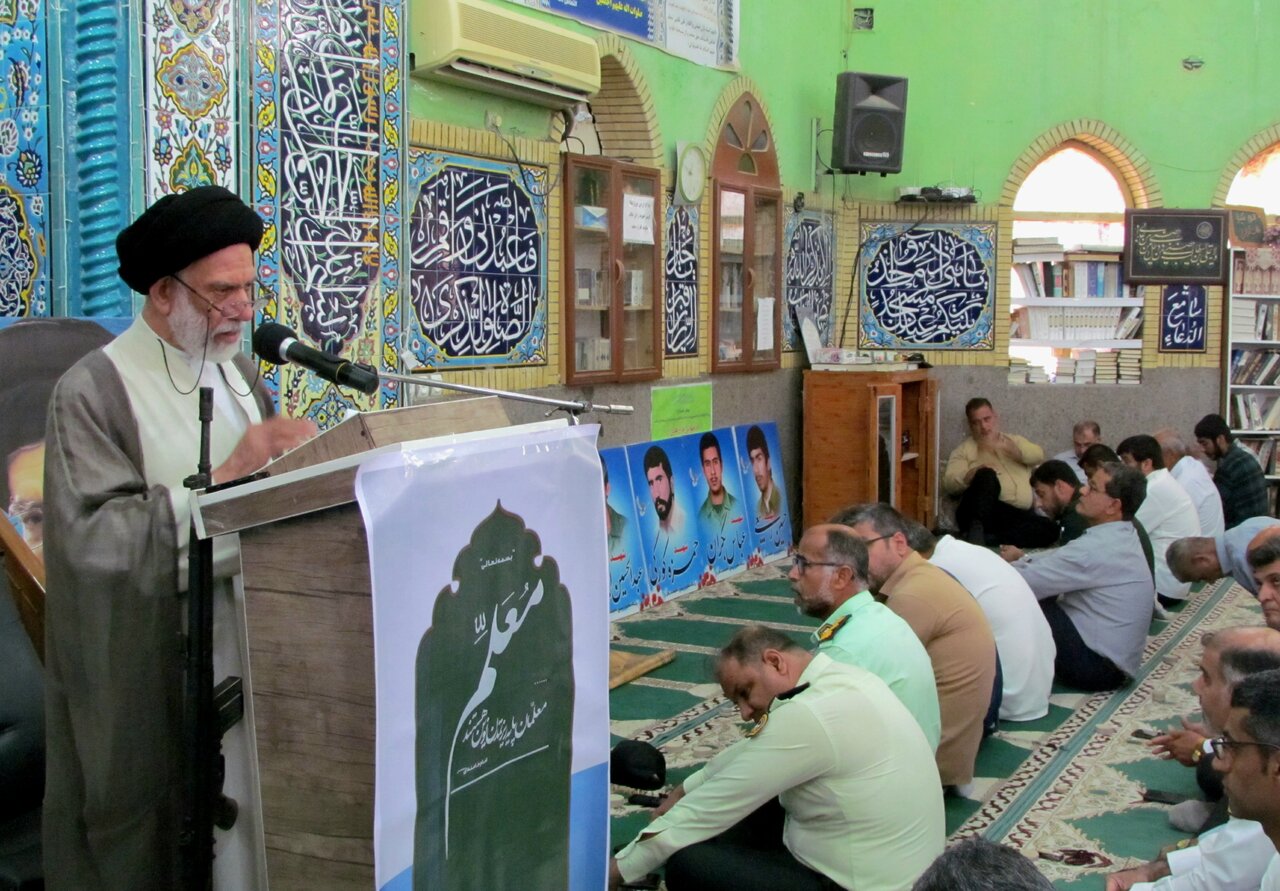جمعه،امام،تاكيد،حسيني،معروف،نهي،منكر،مشكلات،روز،دروغ،آب،فرهن ...