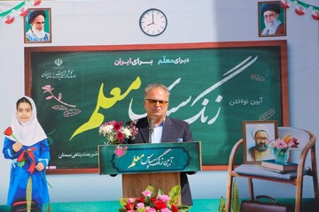 بهبود شرایط تحصیل و کاهش تراکم دانش‌آموزی سمنان؛ افتتاح ۵ فضای آموزشی