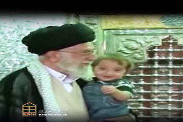 فيديو قصير يروي زيارة قائد الثورة الإسلامية لبقعة "مشهد أردهال" في كاشان