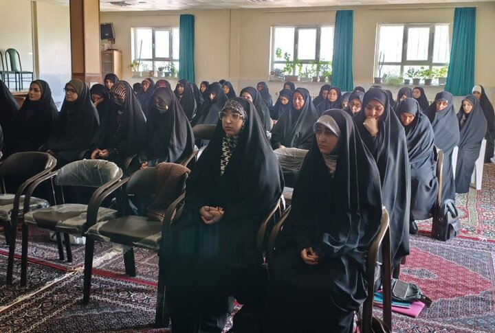 روشنترین موضع اسلام به زن «اثرگذاری تربیتی» است