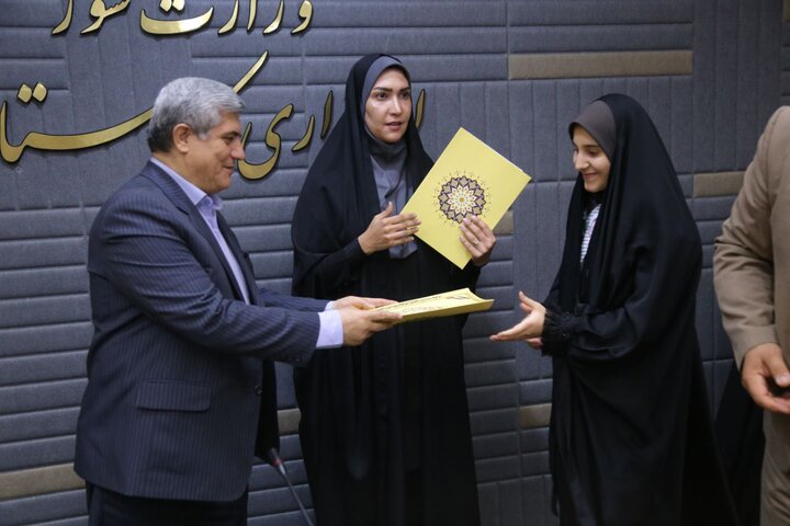 دیدار دختران نخبه کردستان با استاندار؛ از بیان توانمندی‌ها تا مطالبات