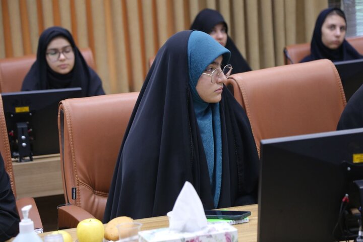 دیدار دختران نخبه کردستان با استاندار؛ از بیان توانمندی‌ها تا مطالبات