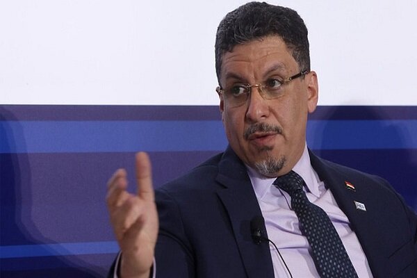 نخستوزیر دولت مورد حمایت عربستان در یمن استعفا کرد نخستوزیر دولت مورد حمایت عربستان در یمن استعفا کرد
