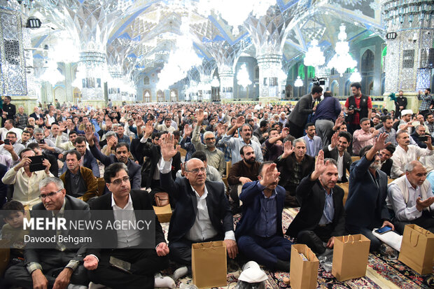گرامیداشت مقام معلم در حرم مطهر رضوی