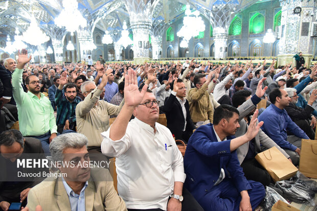 گرامیداشت مقام معلم در حرم مطهر رضوی