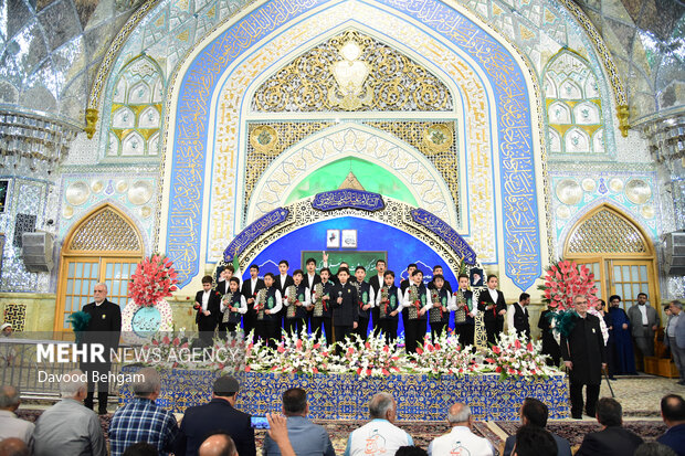 گرامیداشت مقام معلم در حرم مطهر رضوی