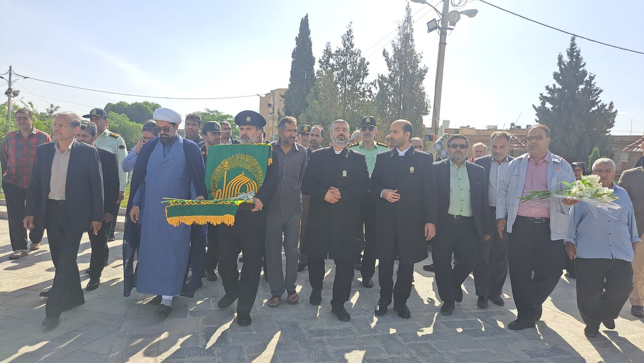 عطر و بوی حرم رضوی در اردستان پیچید