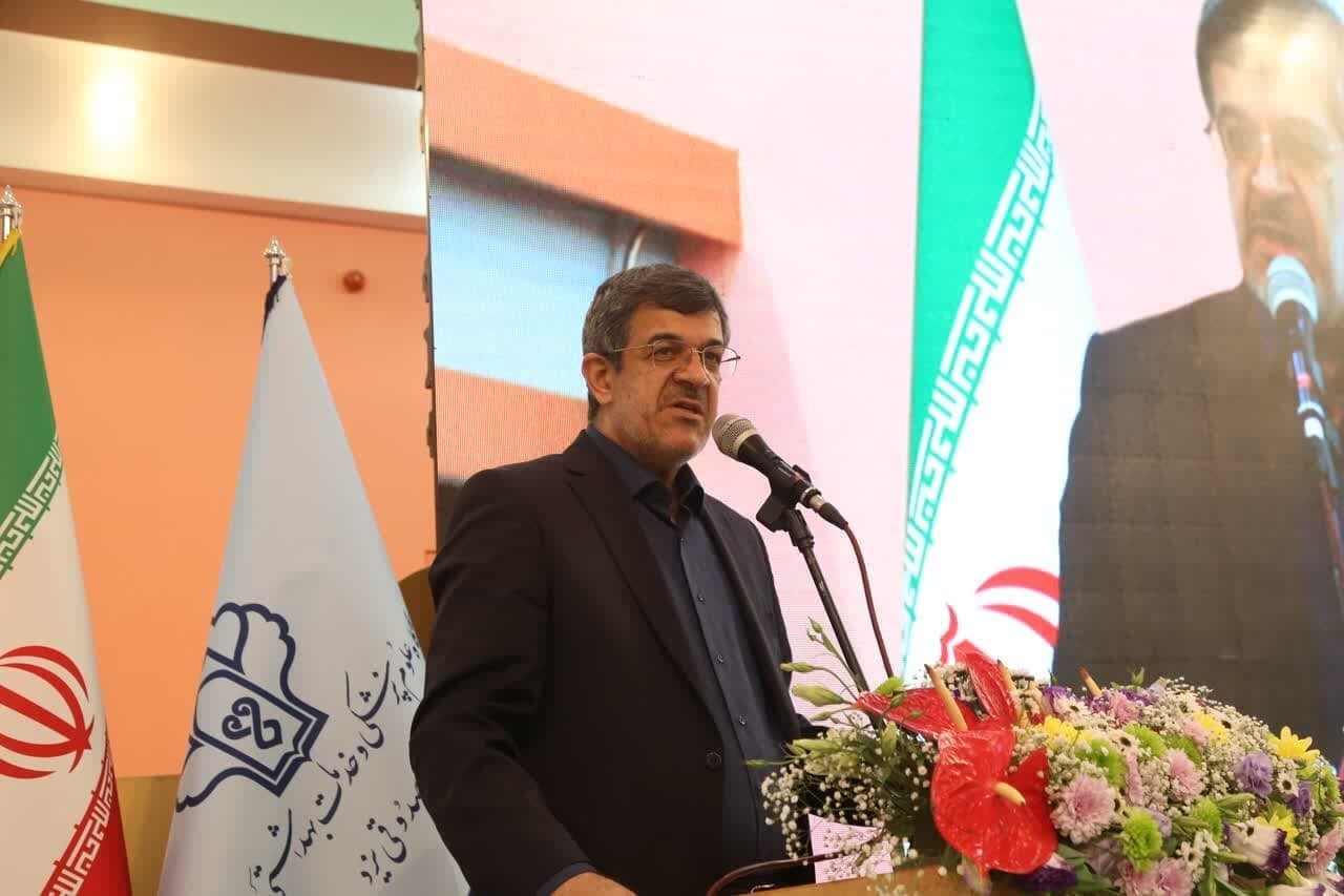 يزد،استان،پزشكان،صدوقي،استاندار،شهيد،علوم