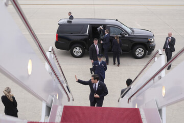 وزیر خارجه آمریکا به سرزمین‌های اشغالی سفر می‌کند