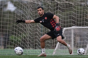 آقای گل پرسپولیس دروازه‌بان این تیم شد