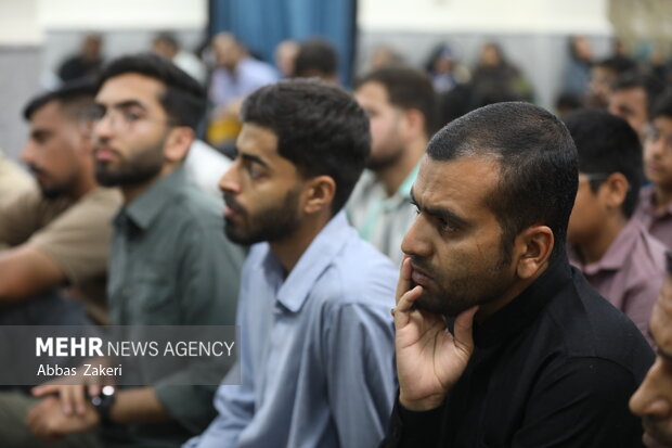 پاسداشت زحمات نجات‌گران حادثه بندر شهید رجایی