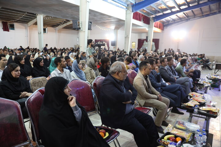 جشن ۲ هزار و ۲۰۰ نفری روز کارگر در محمدآباد جرقویه برگزار شد