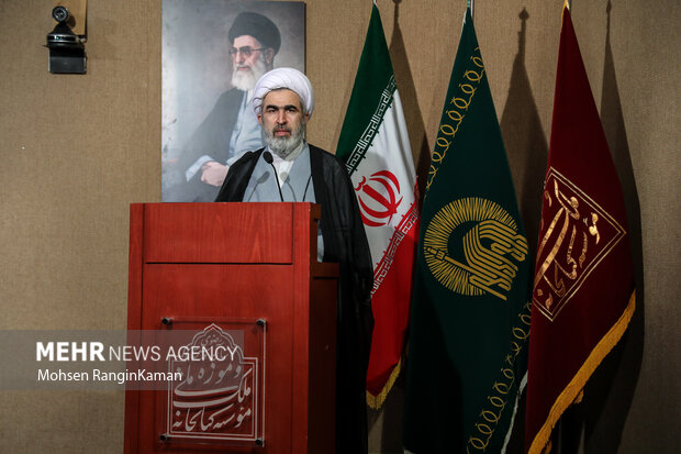 رونمایی از ۲۵۷ کتاب و مقاله در همایش بازتأسیس حوزه علمیه قم