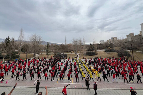 ورزش همگانی همدان رکورددار مشارکت؛ در سالنهای ادارات بسته است