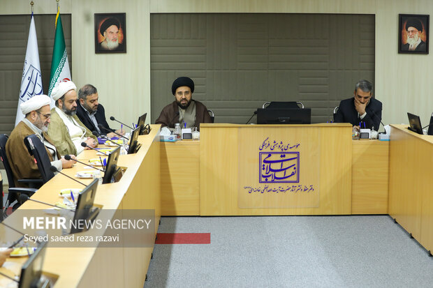 نشست چیستی، چرایی و چگونگی سواد انقلابی در آموزش و پرورش
