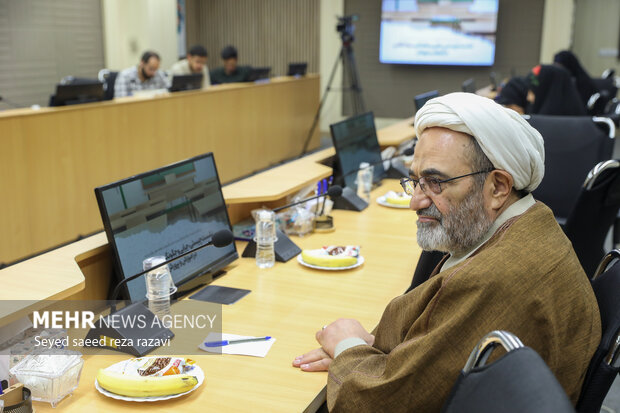 نشست چیستی، چرایی و چگونگی سواد انقلابی در آموزش و پرورش