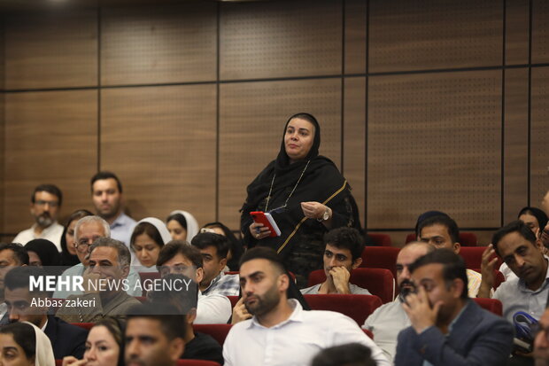 نشست مشترک بررسی و راهکارهای تسریع جبران خسارات مالی حادثه بندر شهید رجایی