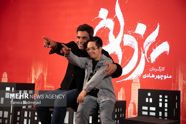 واکنش منوچهر هادی به بازی در سریال خودش؛ بازیگران از «یزدان» گفتند