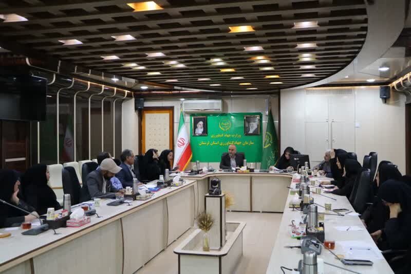 روستايي،زنان،عشايري،كشاورزي،لرستان،جهاد،نقش،توسعه