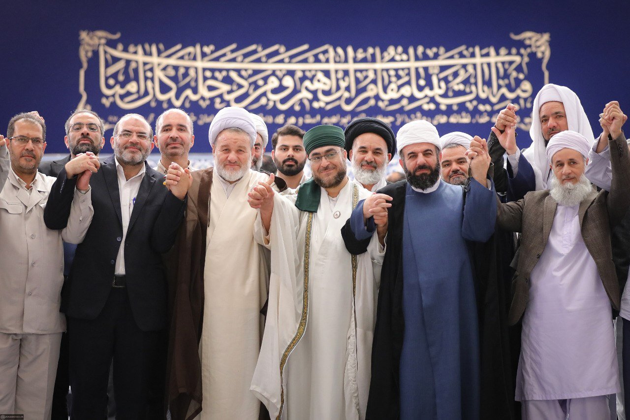 Leader: Nothing more beneficial for Islamic world than unity