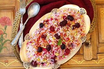 غذای کهن؛ شاه‌توت پلو