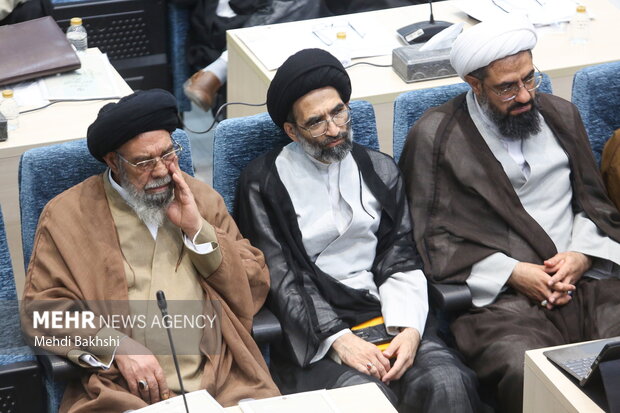 افتتاحیه سومین اجلاس مجلس خبرگان رهبری در قم