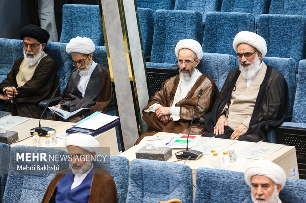 افتتاحیه سومین اجلاس مجلس خبرگان رهبری در قم