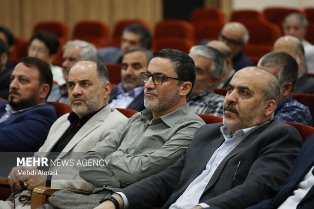 یادواره شهدای خدمت در زنجان