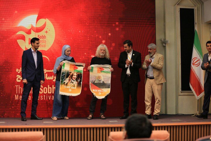 نماینده ایرلندی پارلمان اروپا: تجربه ملت مظلوم فلسطین مشابه ایرلند است