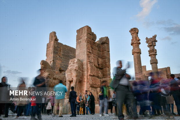 Iran's Shiraz sister city to 10 cities across world