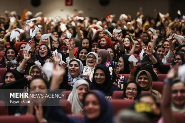 مراسم گرامیداشت مقام معلم