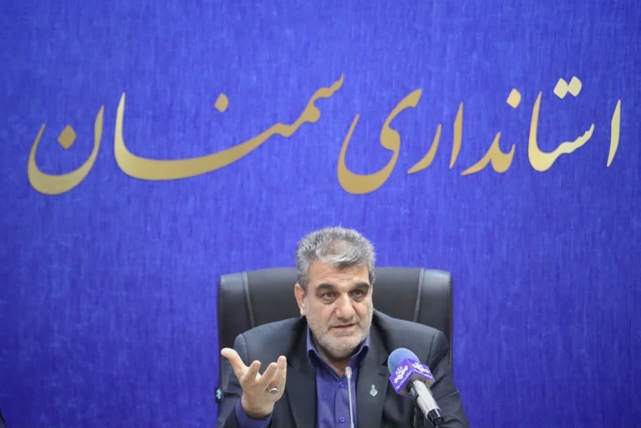 تبدیل سمنان به قطب انرژی پاک؛ اختصاص ۳۰۰۰هکتار زمین به نیروگاه خورشیدی تبدیل سمنان به قطب انرژی پاک؛ اختصاص ۳۰۰۰هکتار زمین به نیروگاه خورشیدی