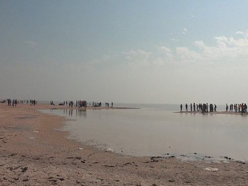 دریاچه نجف؛ جاذبهای طبیعی و تاریخی در دل کویر عراق