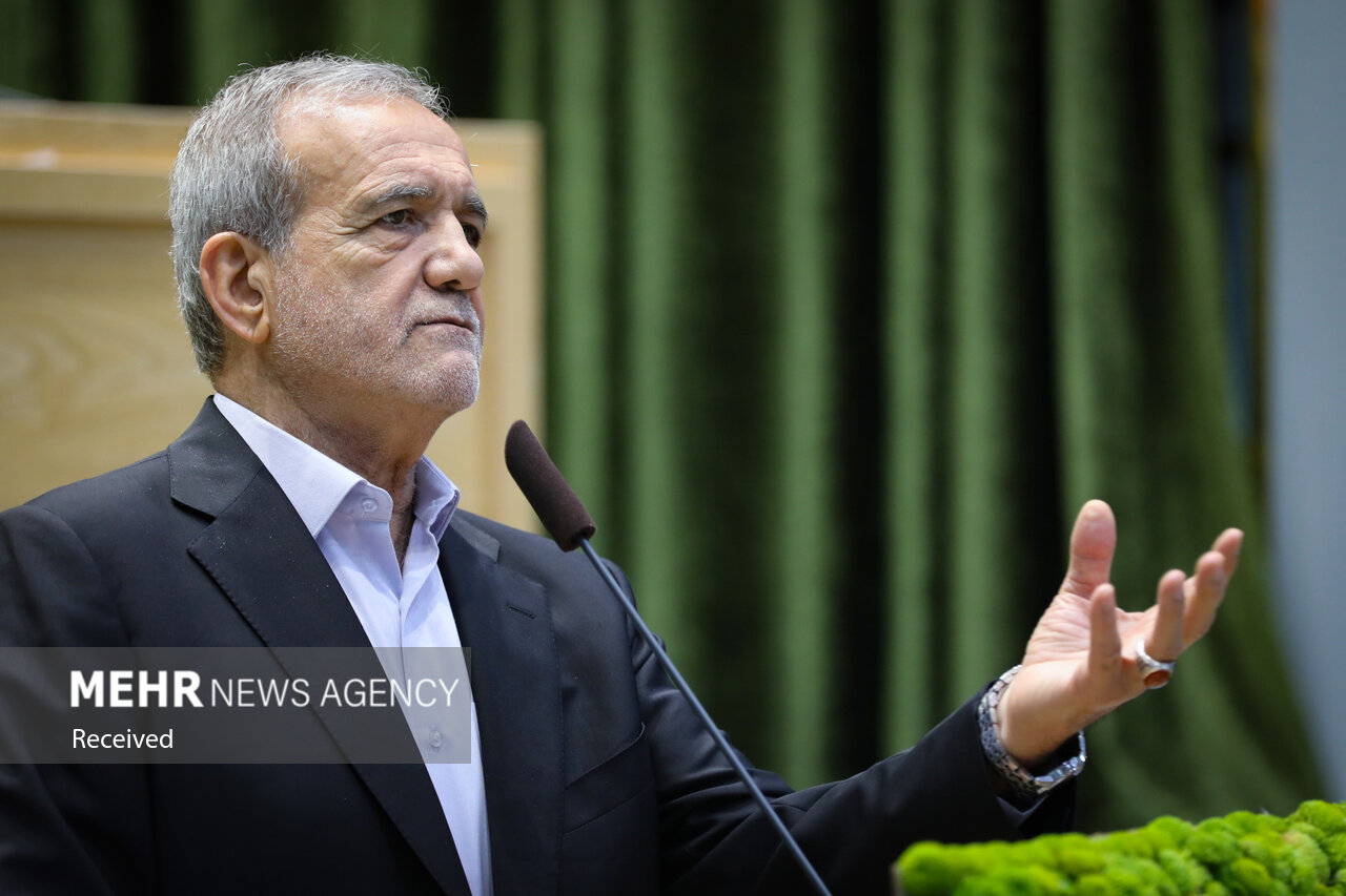 رئیس جمهور: خلیج فارس، «خلیج فارس» خواهد ماند رئیس جمهور: خلیج فارس، «خلیج فارس» خواهد ماند