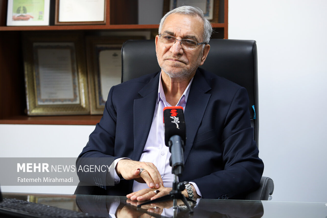 عین‌اللهی: میزان فعالیت و کار شهید رئیسی تعجب برانگیز بود
