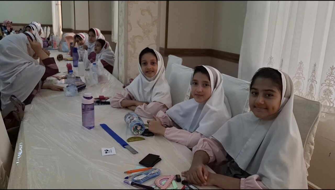 مسابقات «متر» با حضور ۲۱۰۰ دانش‌آموز درگلپایگان آغاز شد