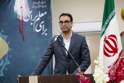 مدیران آموزش و پرورش خوزستان مأمن و همراه فرهنگیان باشند