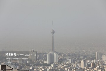 وضعیت هوای تهران نارنجی شد؛ افزایش ذرات معلق در هوای پایتخت