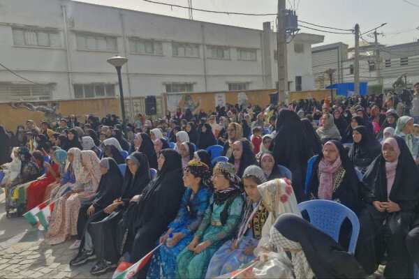 جشن روز دختر با حضور پرشور بانوان ایلامی برگزار شد جشن روز دختر با حضور پرشور بانوان ایلامی برگزار شد